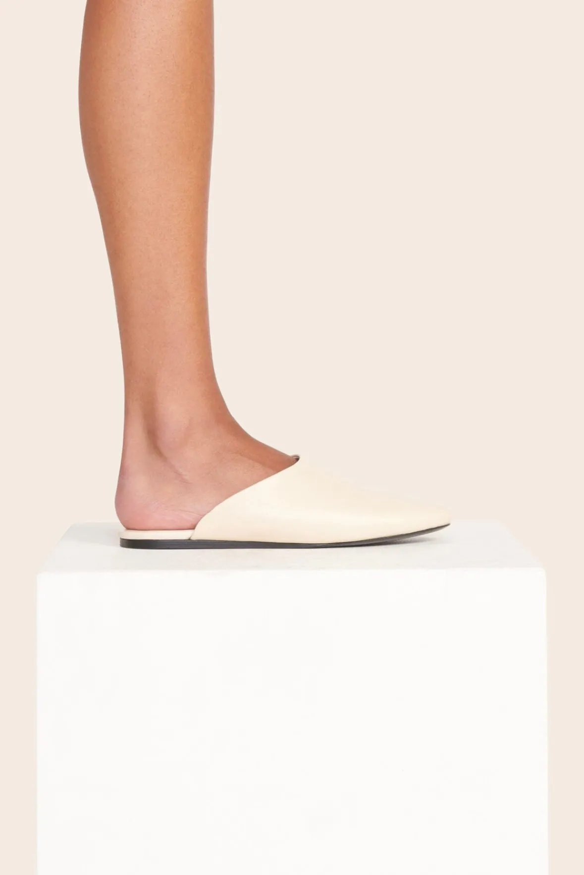 STAUD Mules & Flats<ABBY SLIPPER