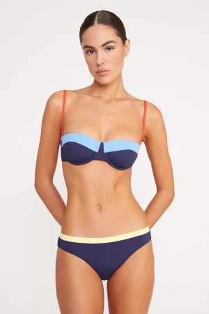 STAUD Bikinis<JO BALCONETTE BIKINI TOP NAVY COLORBLOCK